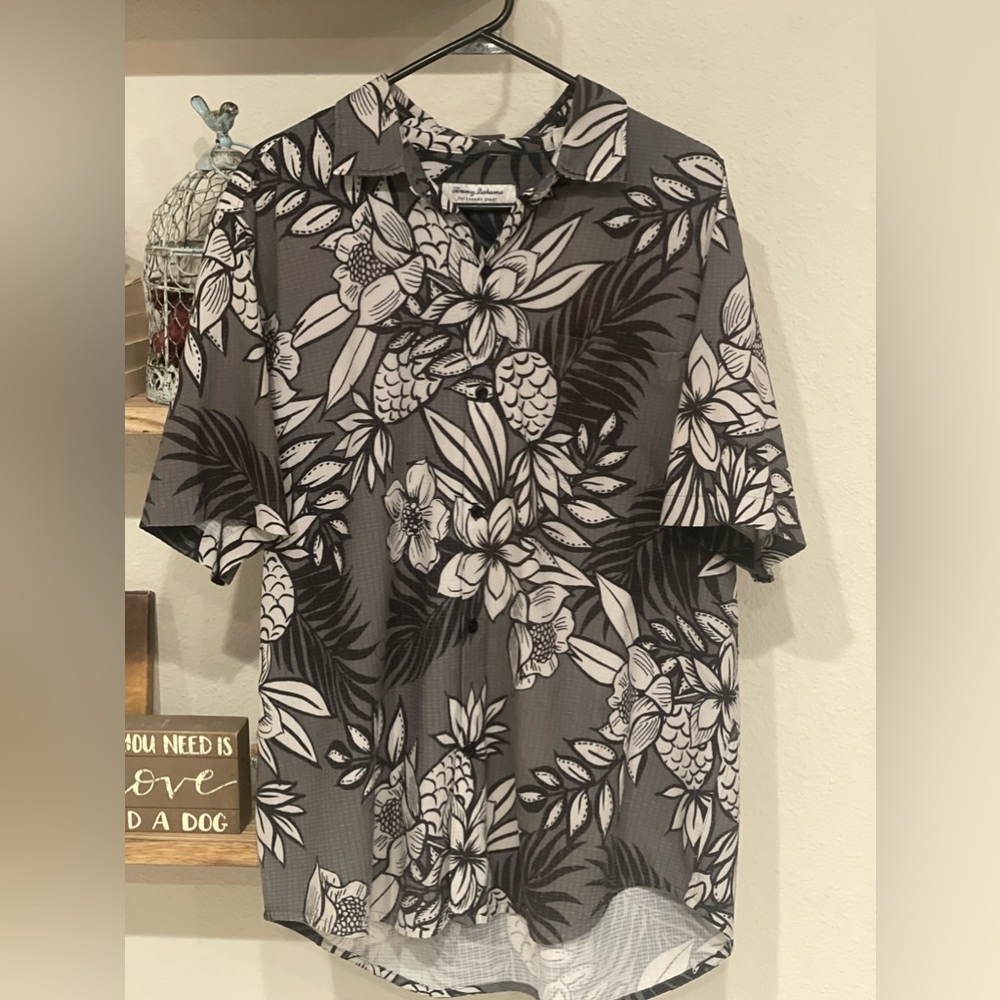 Tommy Bahama/Large/Black and White